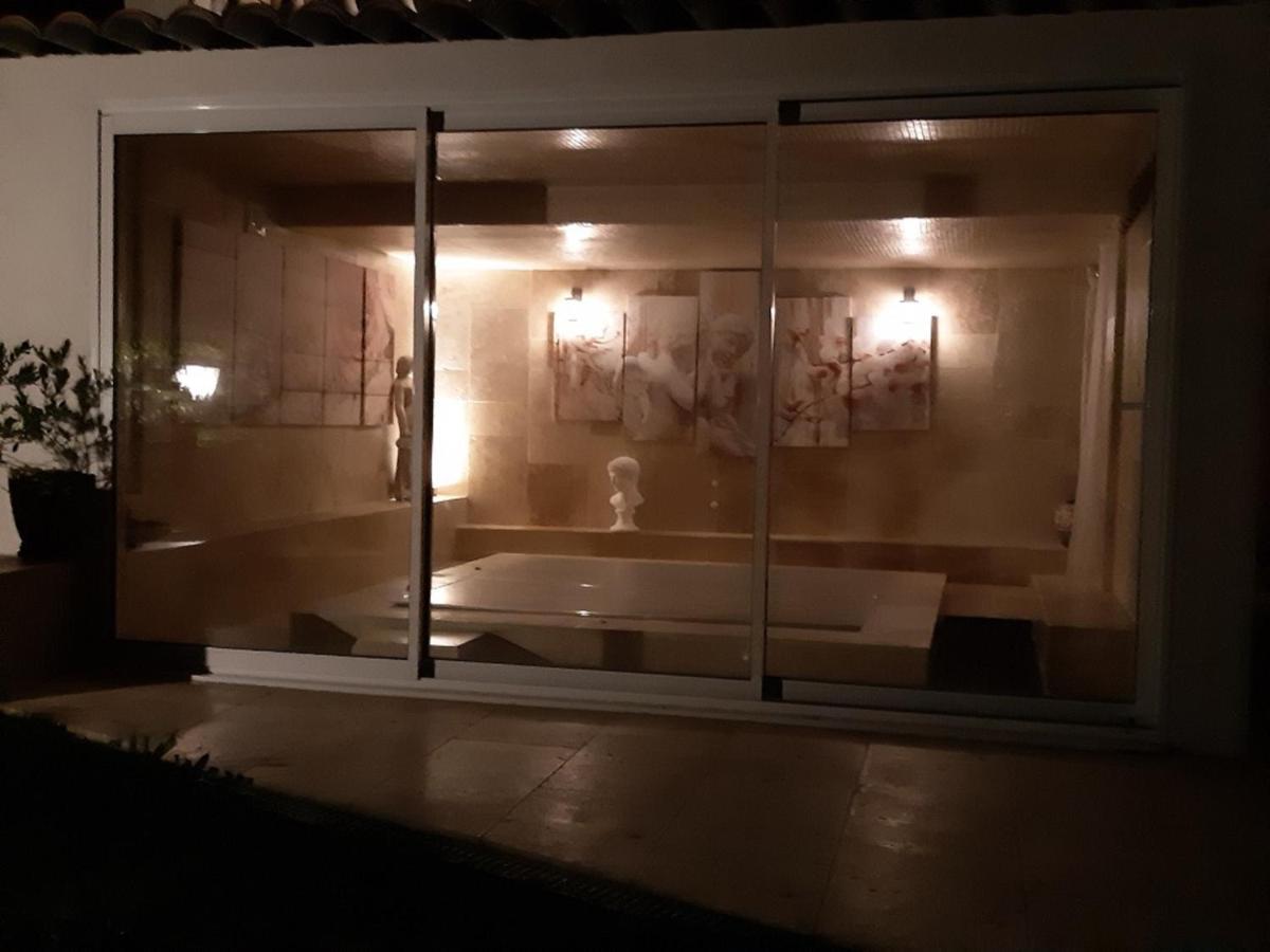 Chambres D'Hotes- Piscine, Spa, Tennis Belcodene Екстериор снимка